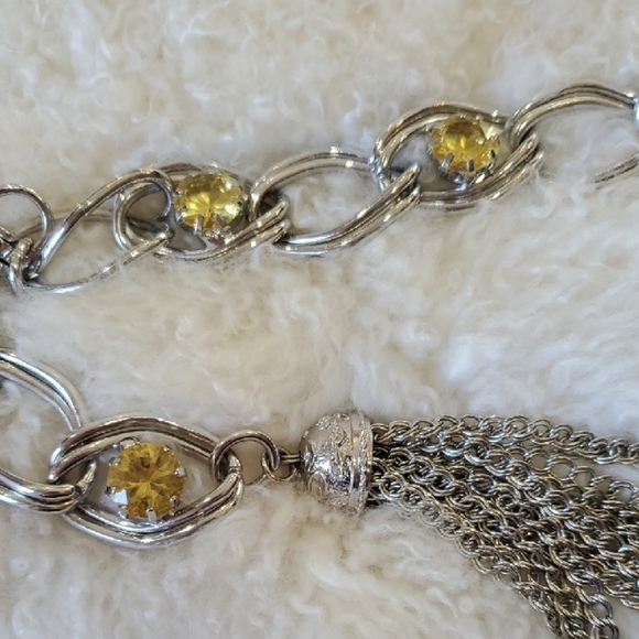 Elegant Silver and Gold Chain Necklace - Picture 2 of 6
